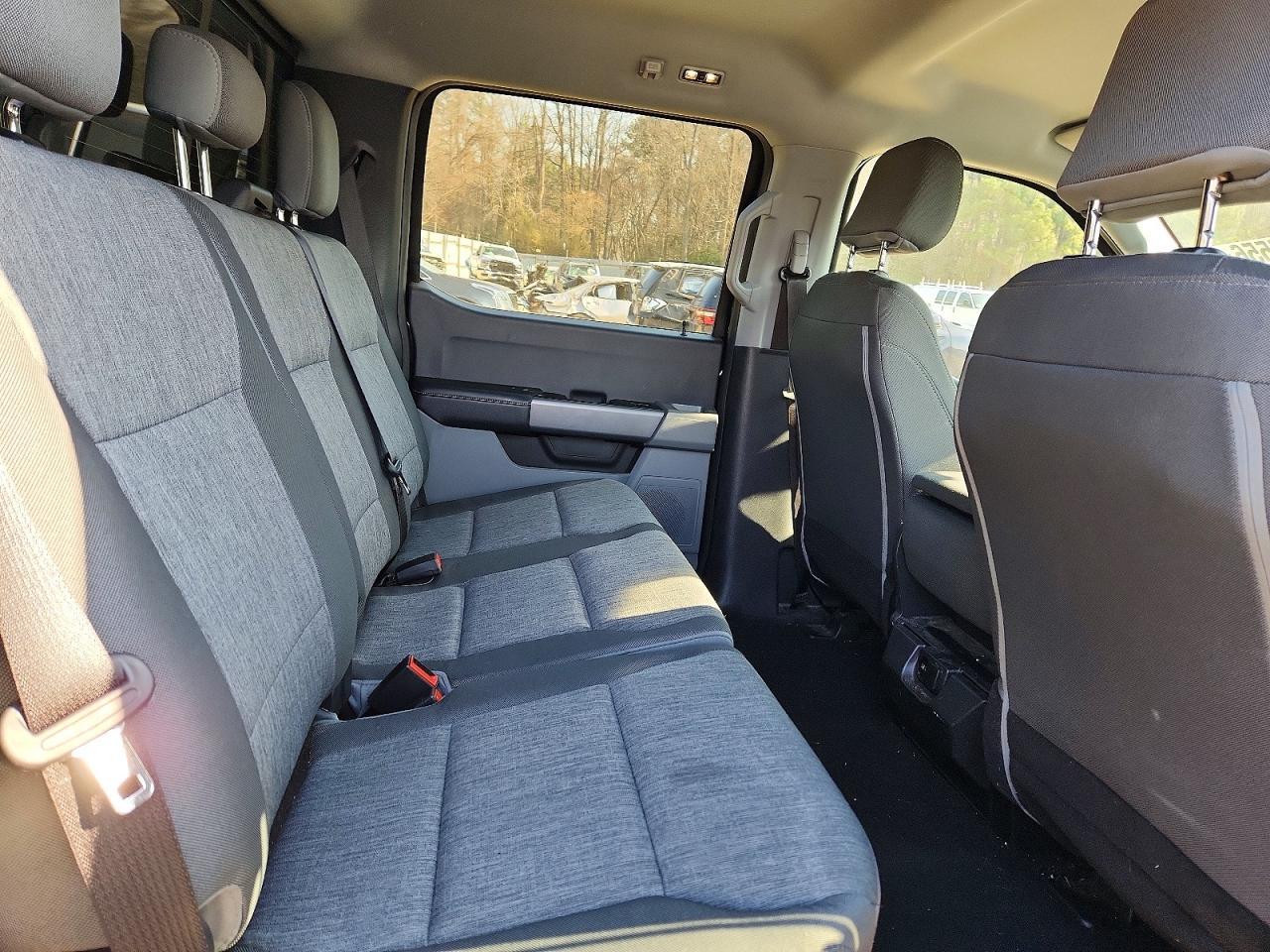 2024 Ford F250 Super Duty - zdjęcie 10