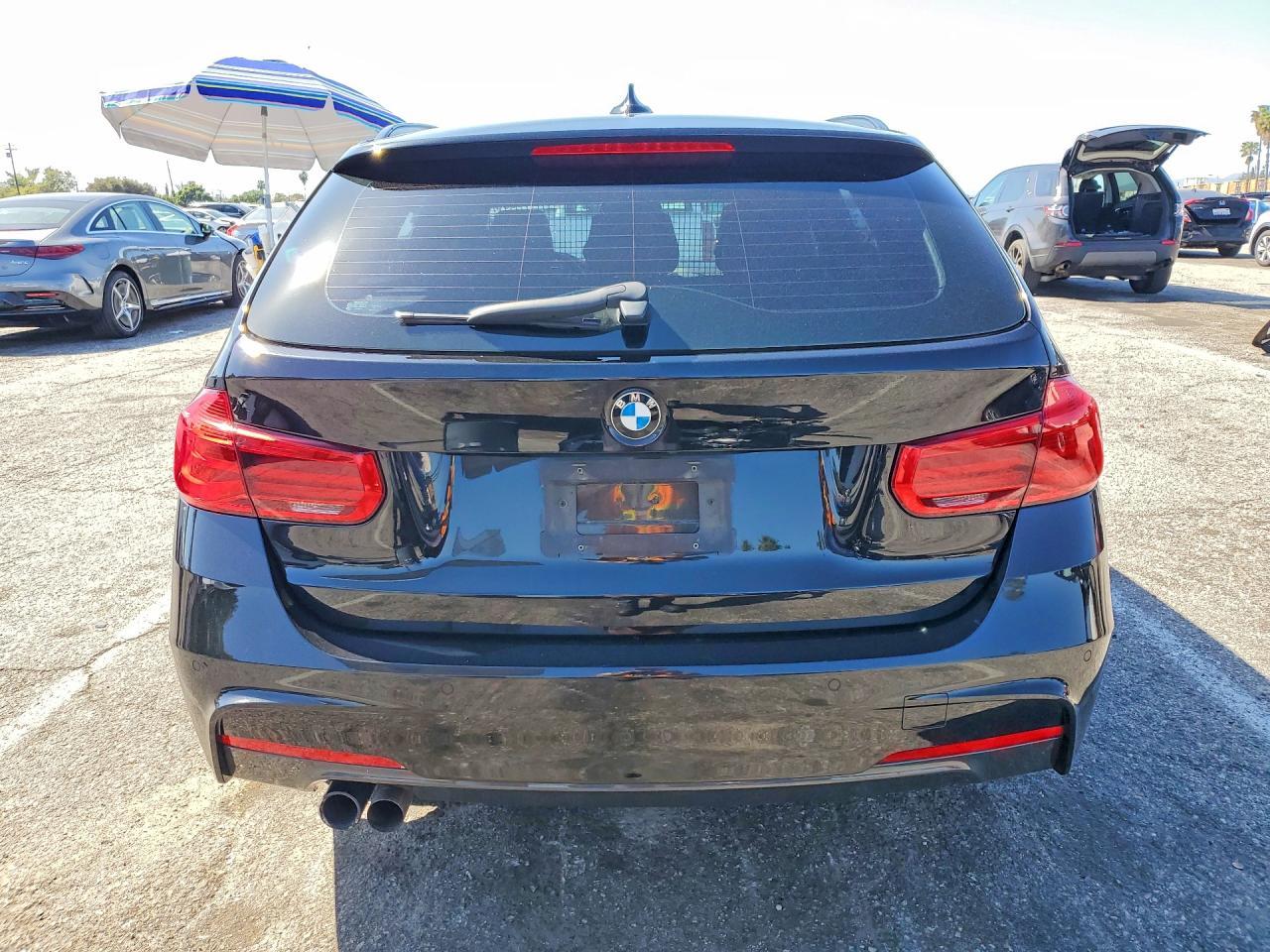 2017 BMW 330 Xi - zdjęcie 6