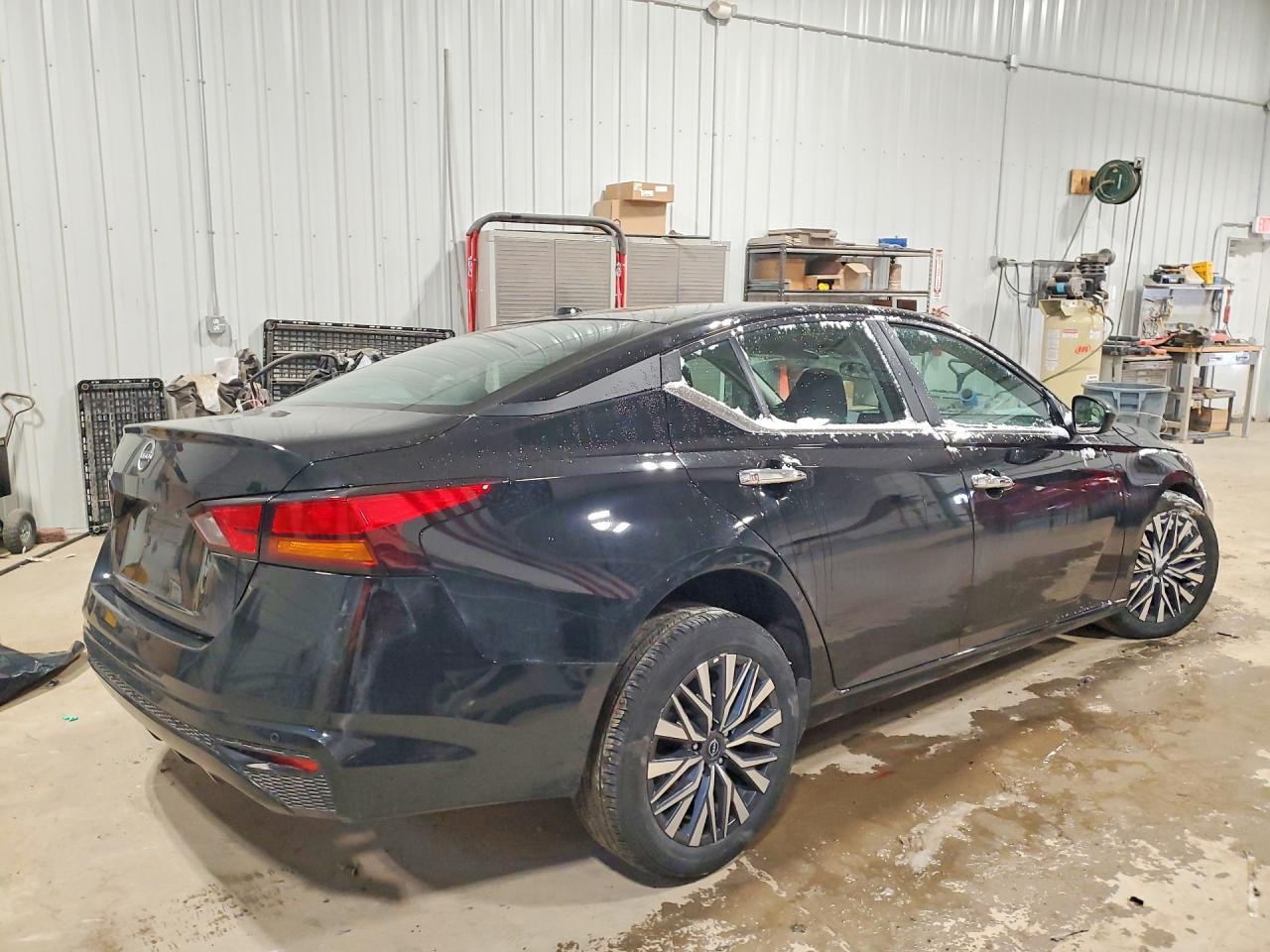 2025 Nissan Altima 2.5 Sv - zdjęcie 3