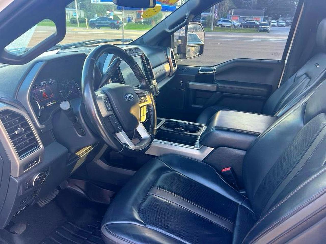 2022 Ford F250 Super Duty - zdjęcie 5