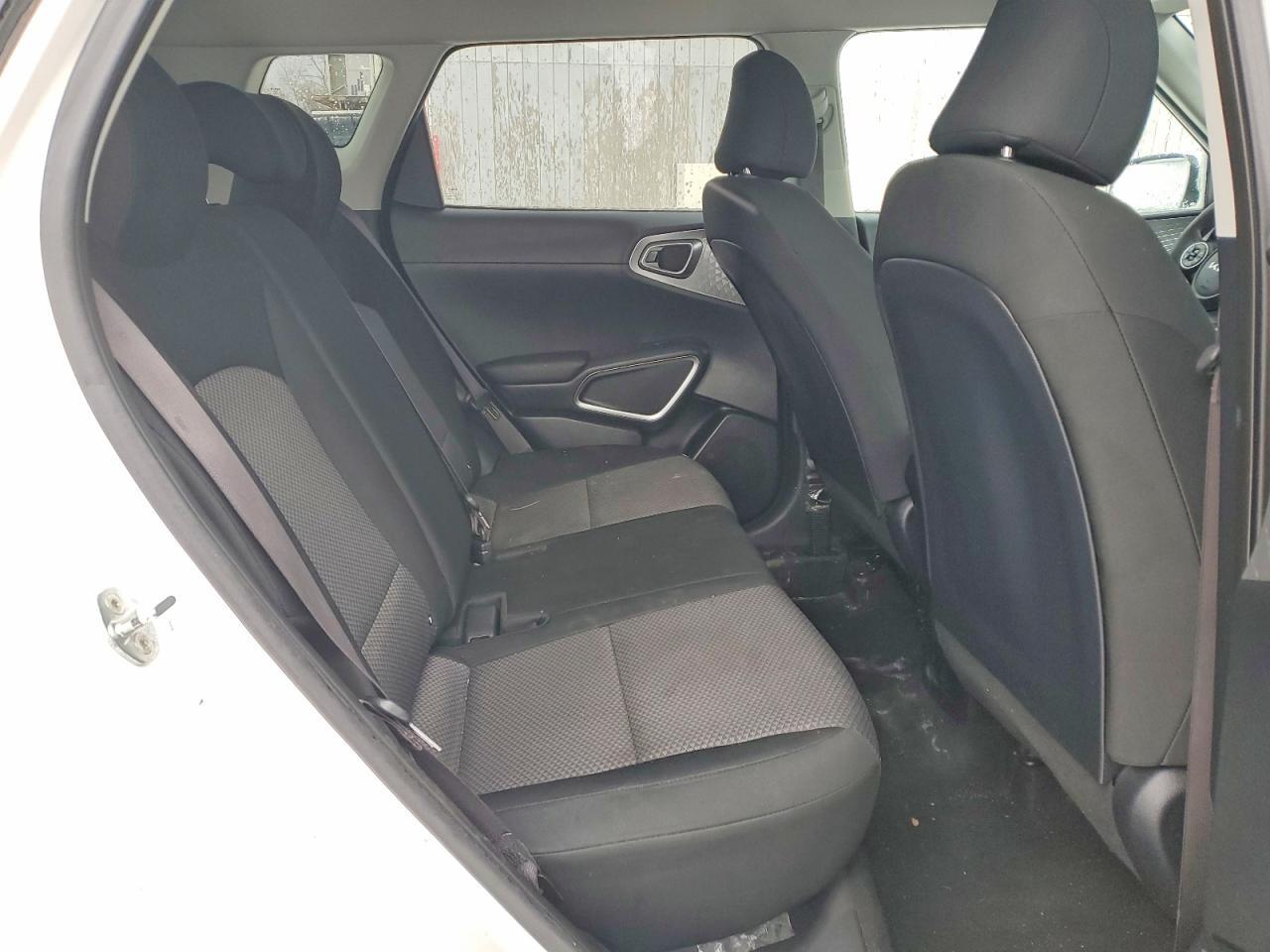 2022 Kia Soul Lx - zdjęcie 11