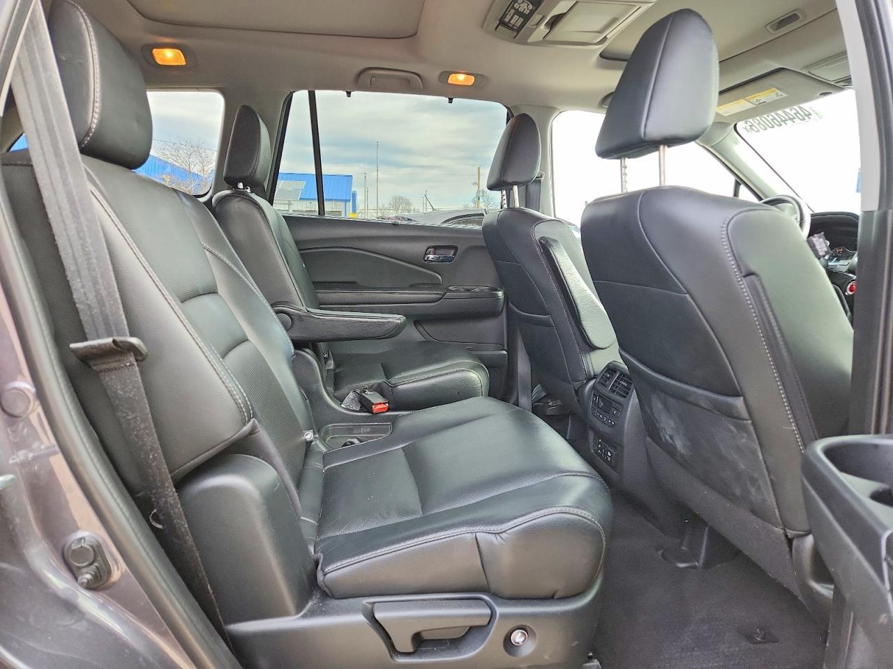 2017 Honda Pilot Elite - zdjęcie 11