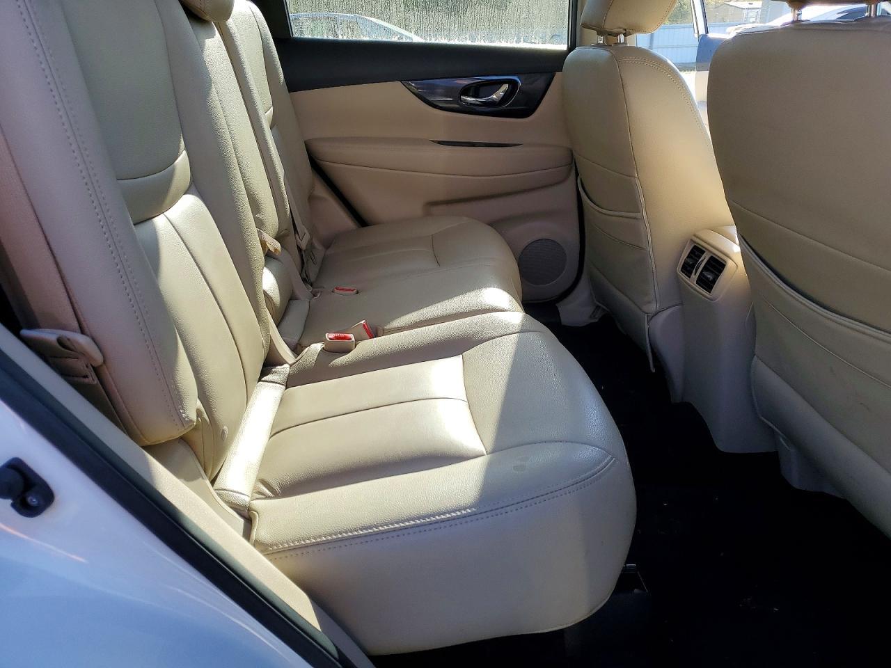 2017 Nissan Rogue S - zdjęcie 11