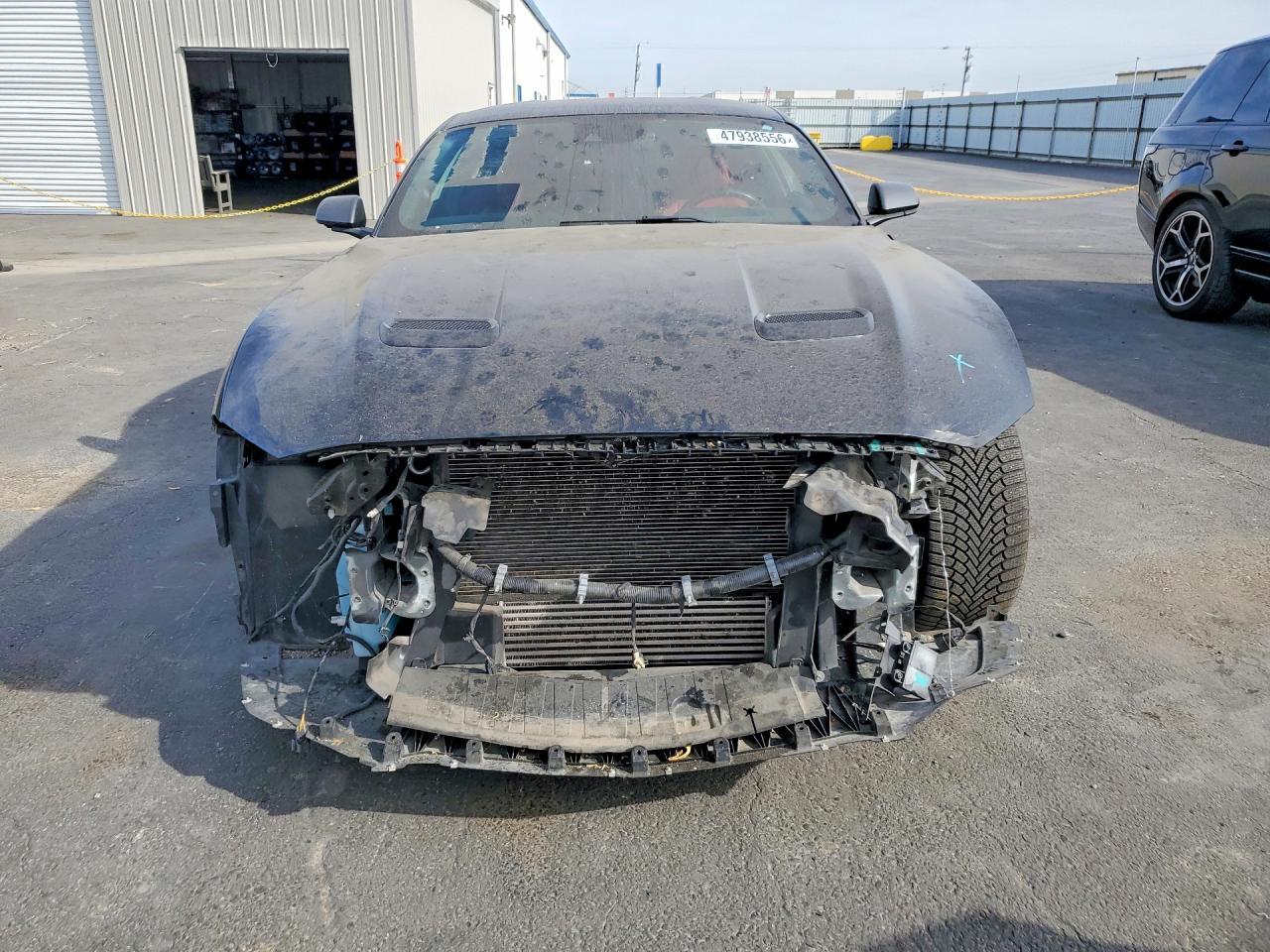 2020 Ford Mustang - zdjęcie 5