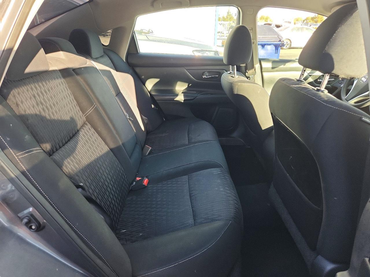 2017 Nissan Altima 2.5 - zdjęcie 10