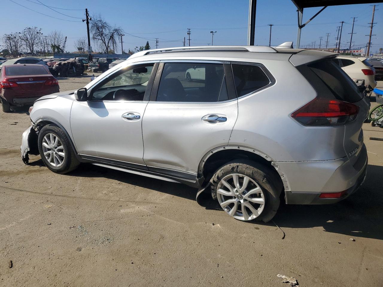 2019 Nissan Rogue Sv - zdjęcie 2