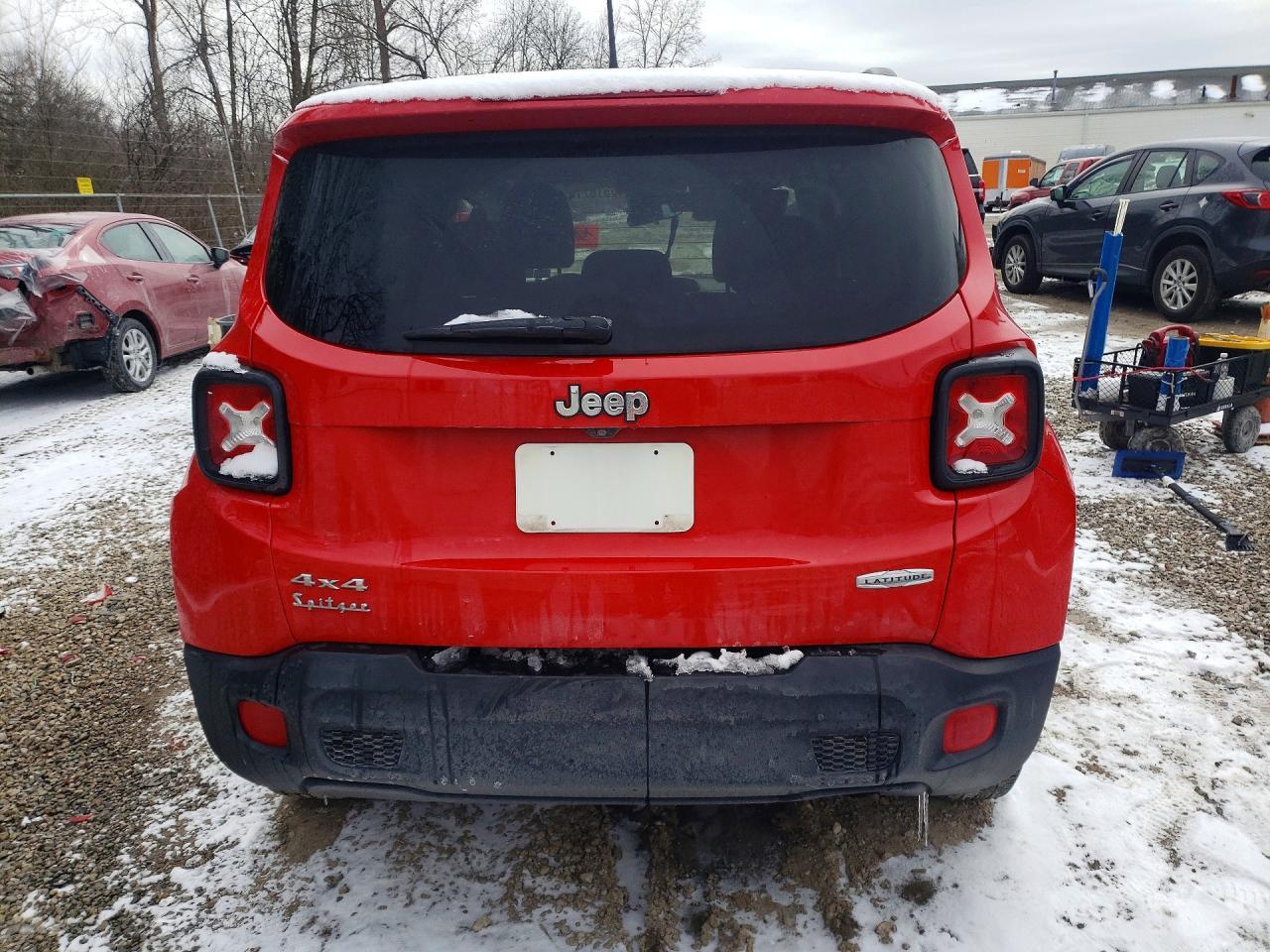 2017 Jeep Renegade Latitude - zdjęcie 6
