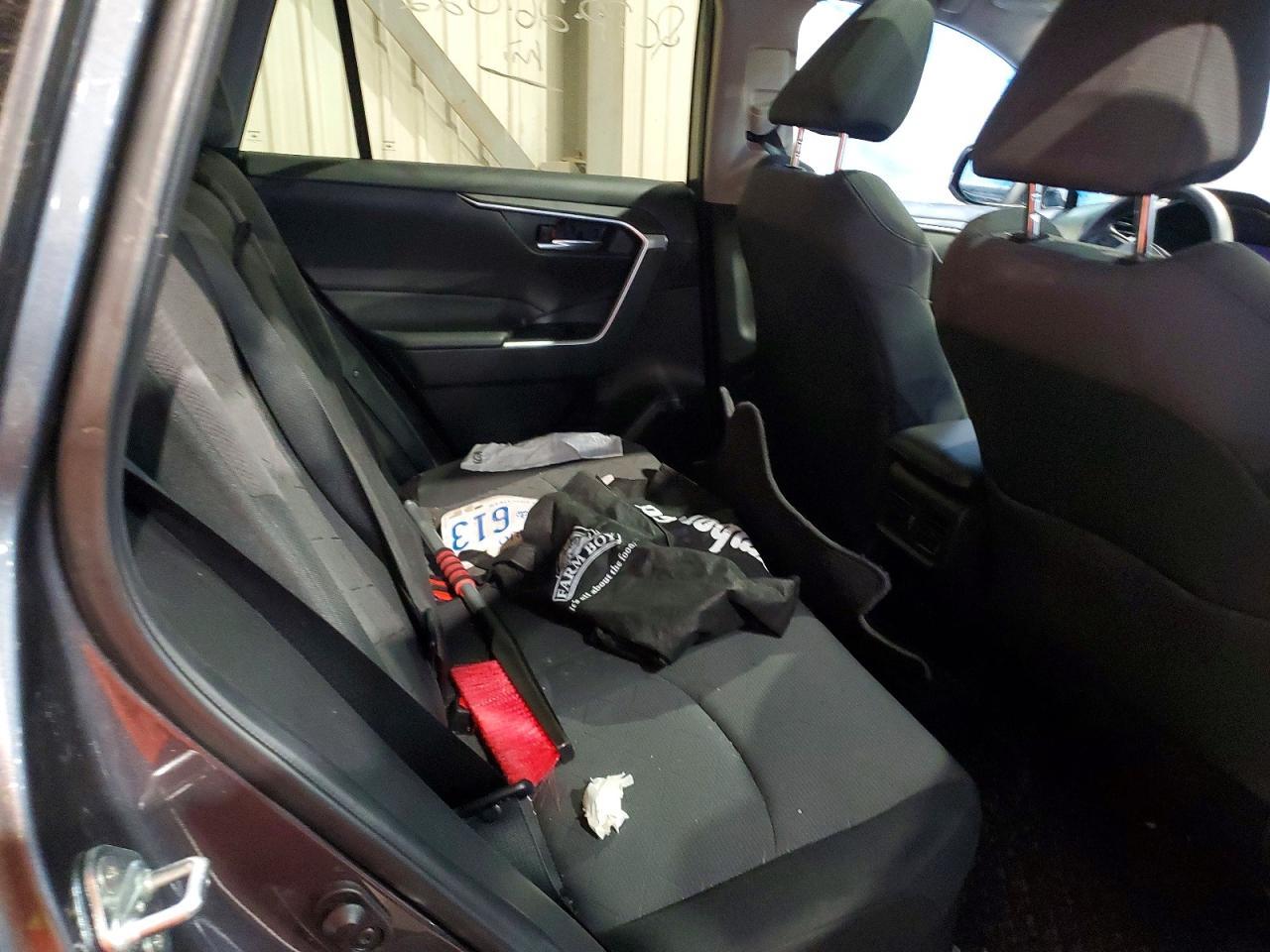 2023 Toyota Rav4 Hybrid Xle - zdjęcie 10