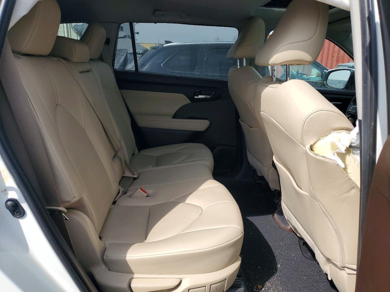 2020 Toyota Highlander Xle - zdjęcie 11