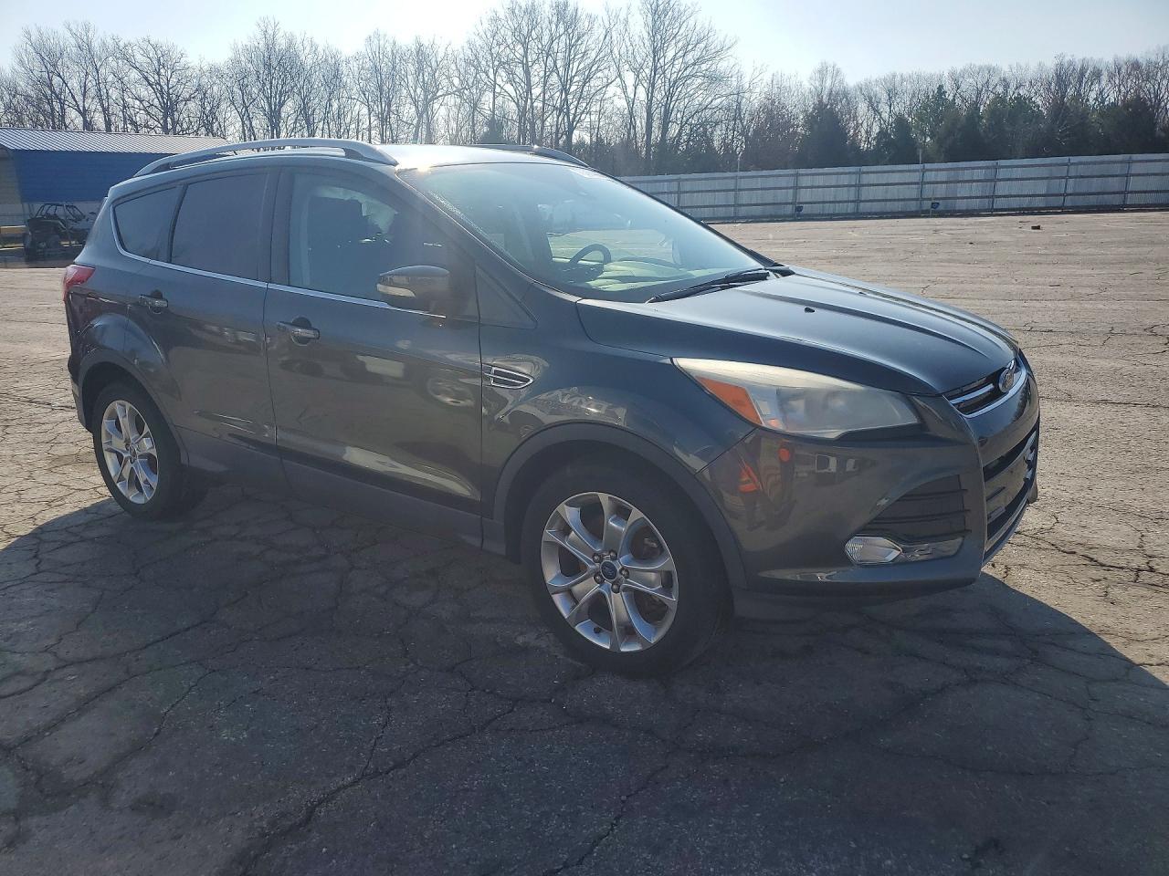 2016 Ford Escape Titanium - zdjęcie 4