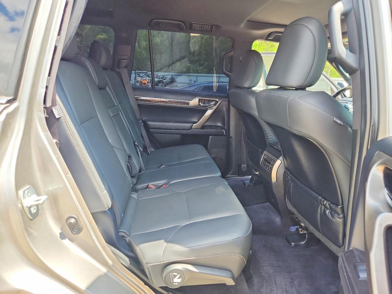 2020 Lexus Gx 460 Base - zdjęcie 11