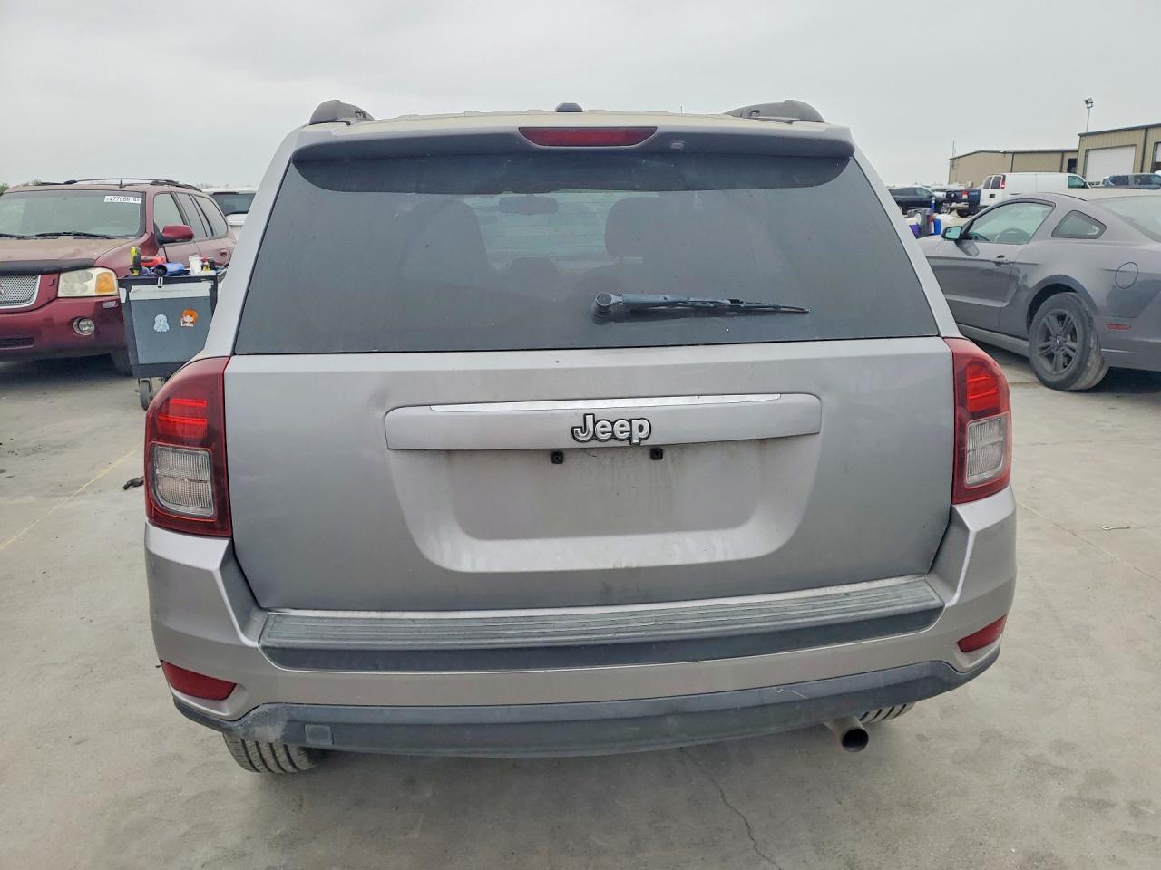 2016 Jeep Compass Sport - zdjęcie 6