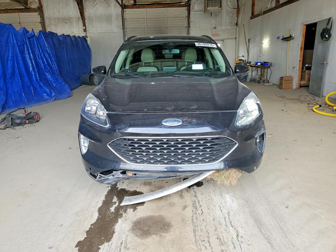 2020 Ford Escape Titanium - zdjęcie 5