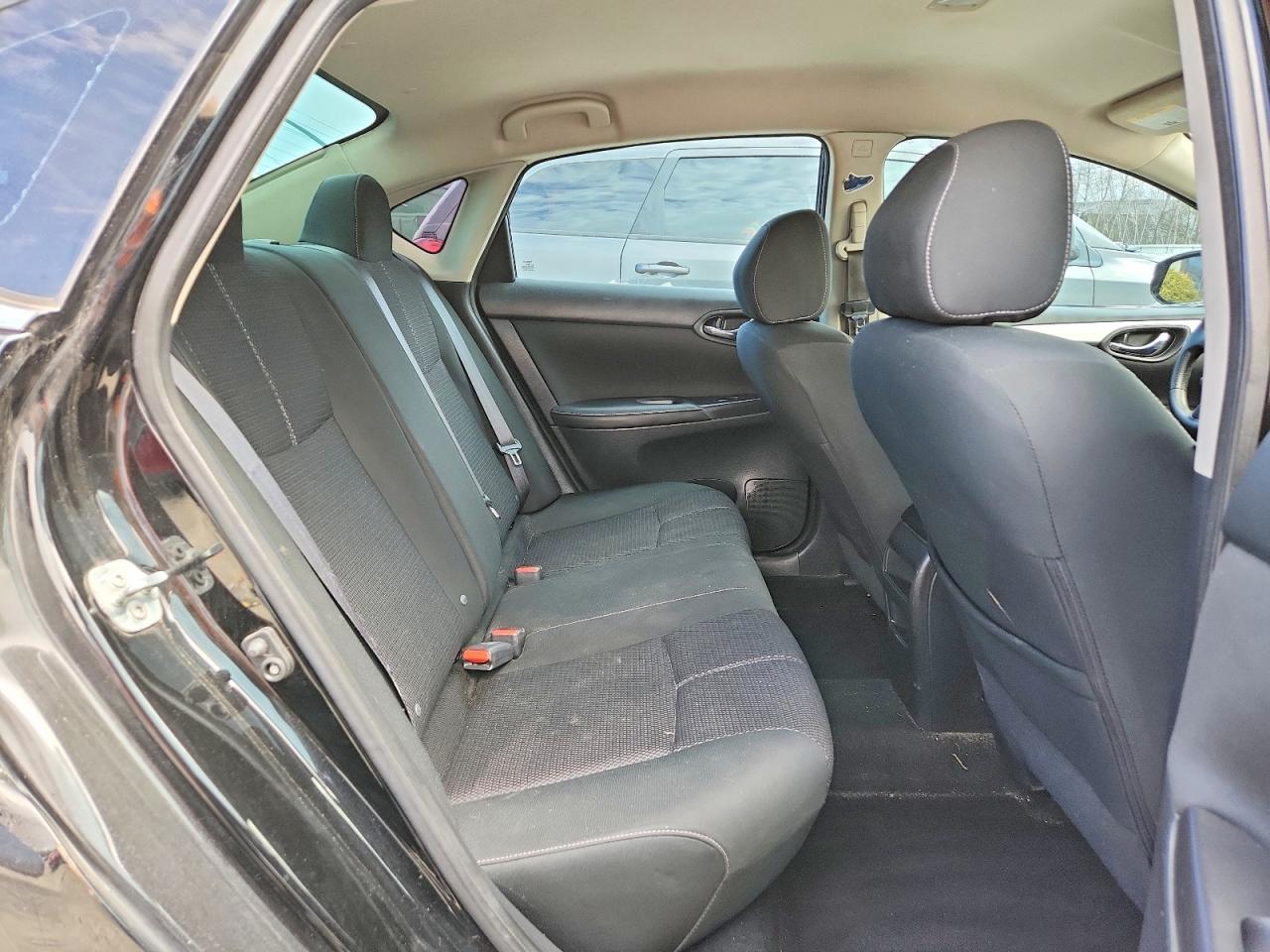 2018 Nissan Sentra S - zdjęcie 10