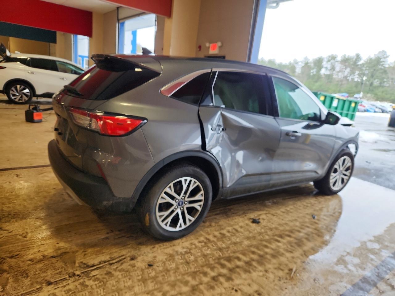 2021 Ford Escape Sel - zdjęcie 3