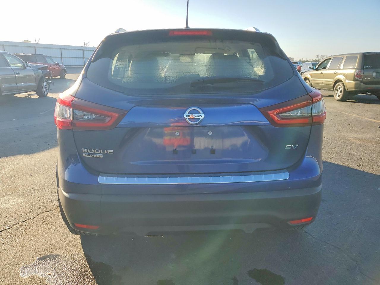 2021 Nissan Rogue Sport Sv - zdjęcie 6