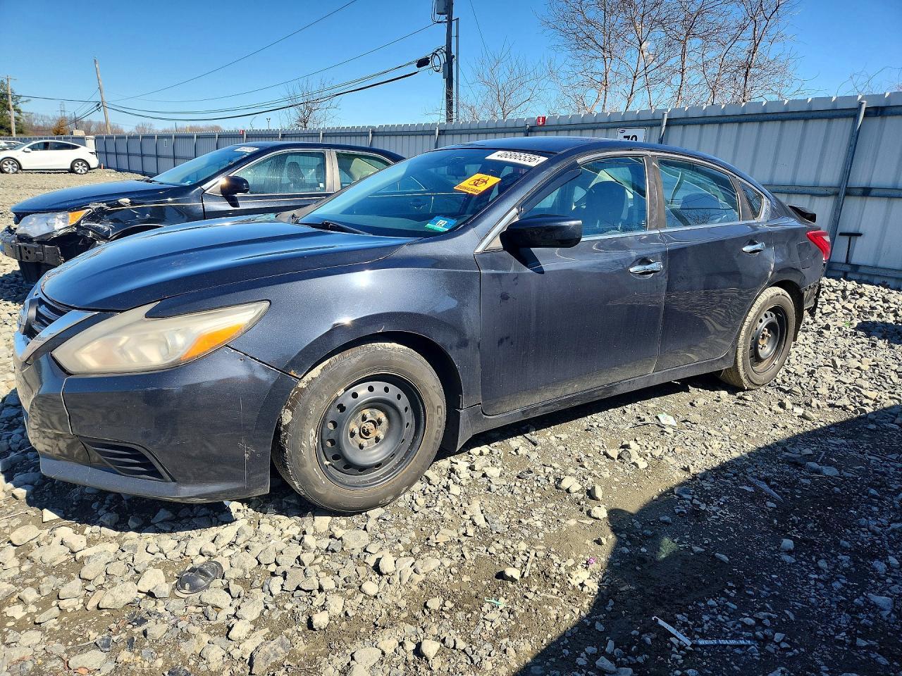 2016 Nissan Altima 2.5 S - zdjęcie główne