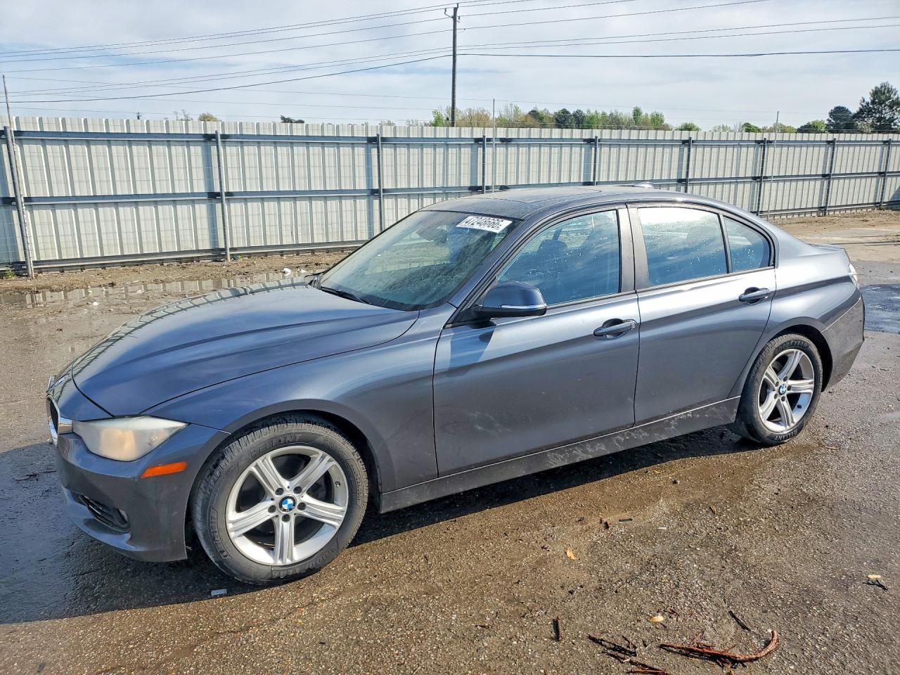 2013 BMW 320 I - zdjęcie główne
