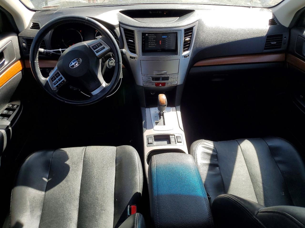 2014 Subaru Outback 3.6R Limited - zdjęcie 8