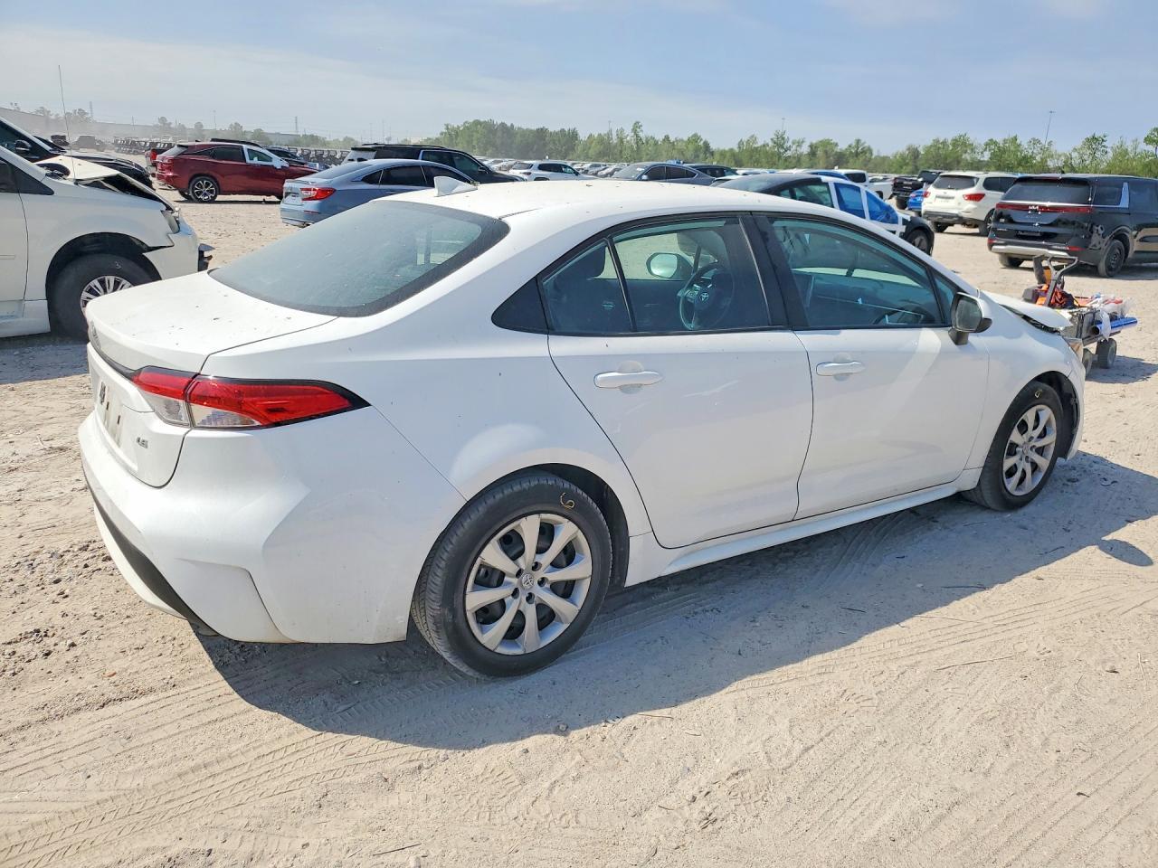 2021 Toyota Corolla Le - zdjęcie 3