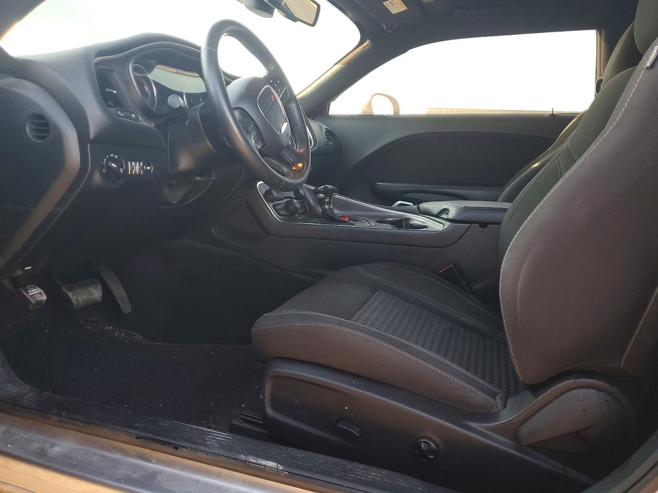 2017 Dodge Challenger R - zdjęcie 7