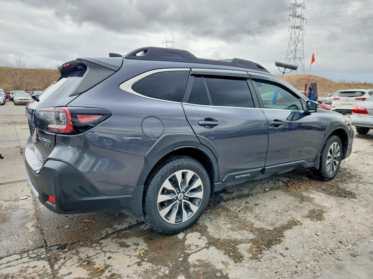 2023 Subaru Outback Limited Xt - zdjęcie 3