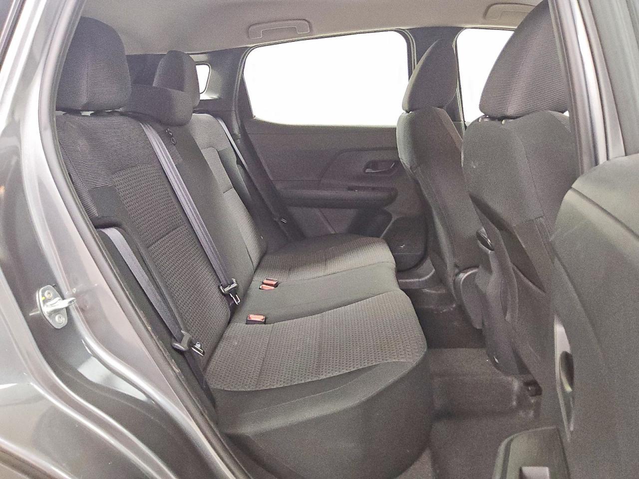 2025 Nissan Kicks S - zdjęcie 11