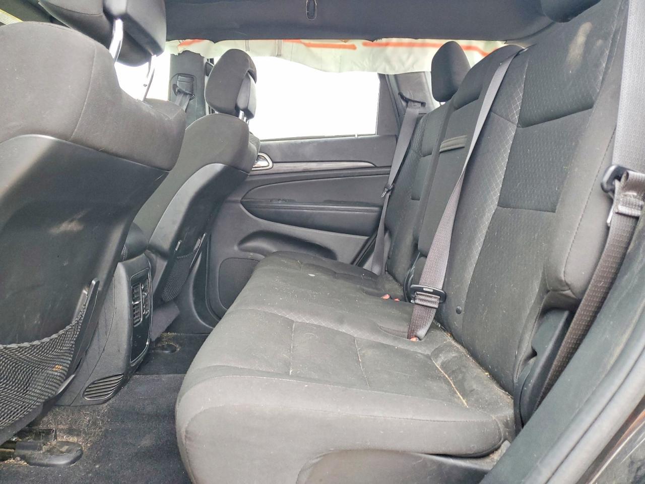 2021 Jeep Grand Cherokee Laredo - zdjęcie 11