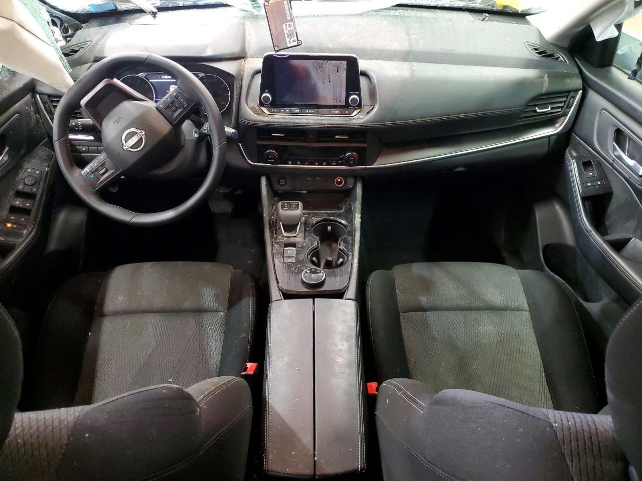 2025 Nissan Rogue Sv - zdjęcie 8