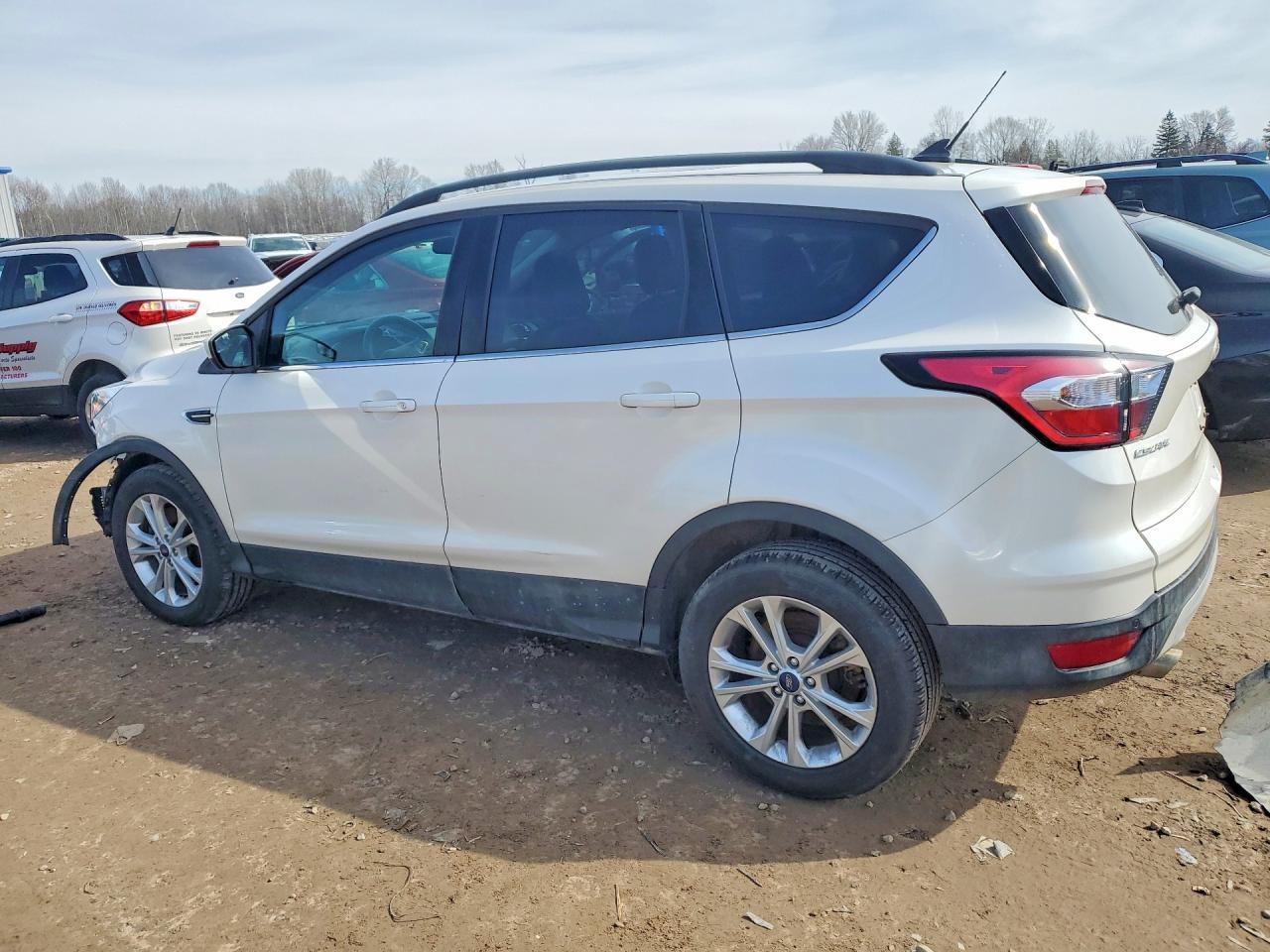 2018 Ford Escape Sel - zdjęcie 2