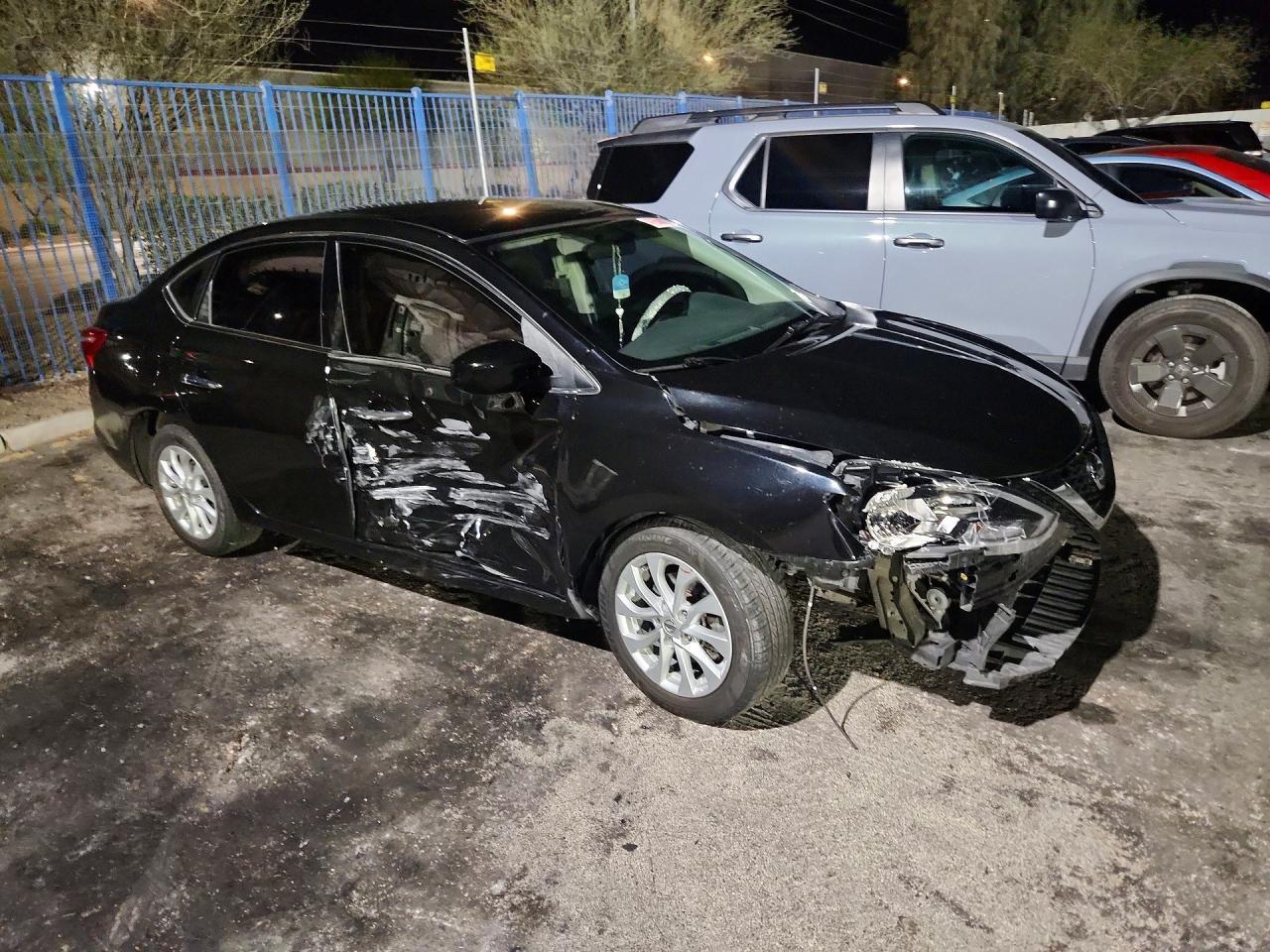 2018 Nissan Sentra Sv - zdjęcie 4