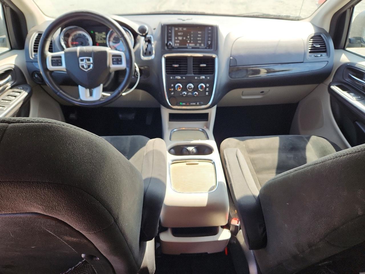 2016 Dodge Grand Caravan Sxt - zdjęcie 8