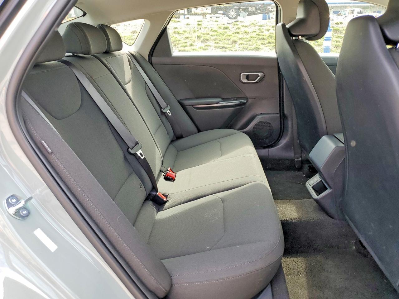 2026 Kia K4 Lxs - zdjęcie 10