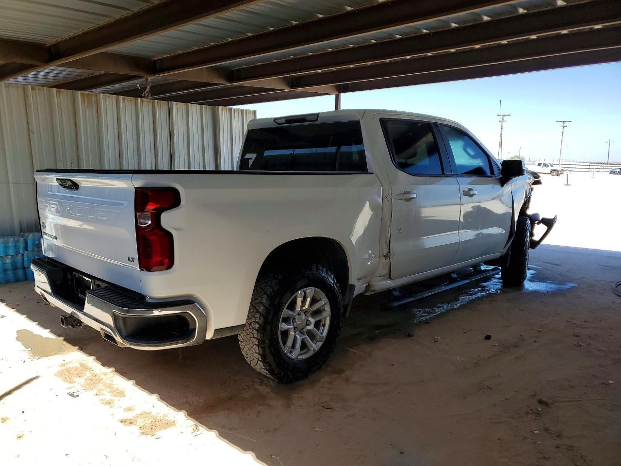 2023 Chevrolet Silverado K1500 Lt - zdjęcie 3