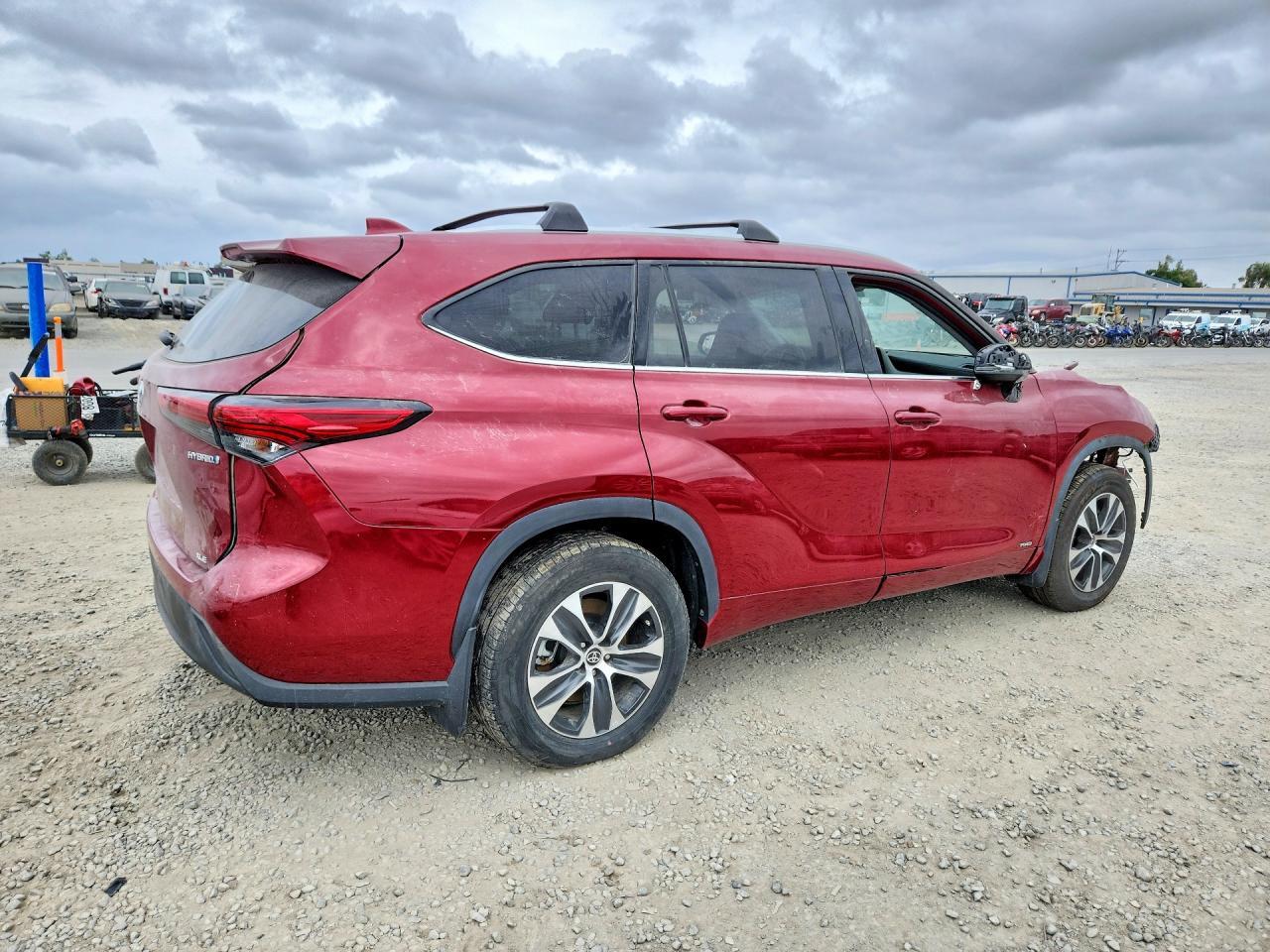 2022 Toyota Highlander Hybrid Xle - zdjęcie 3