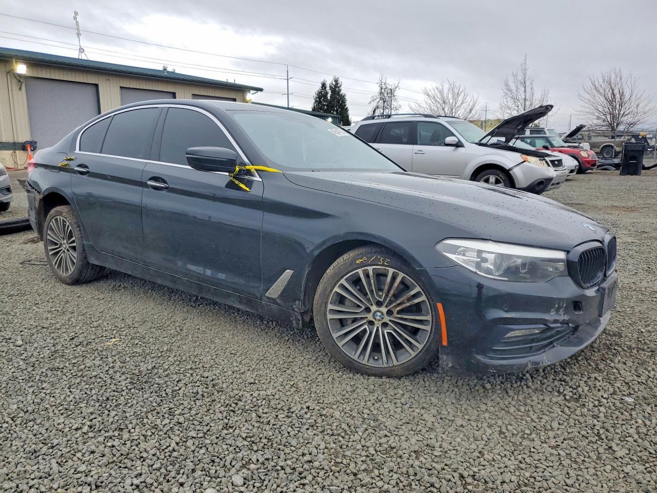 2018 BMW 530 I - zdjęcie 4