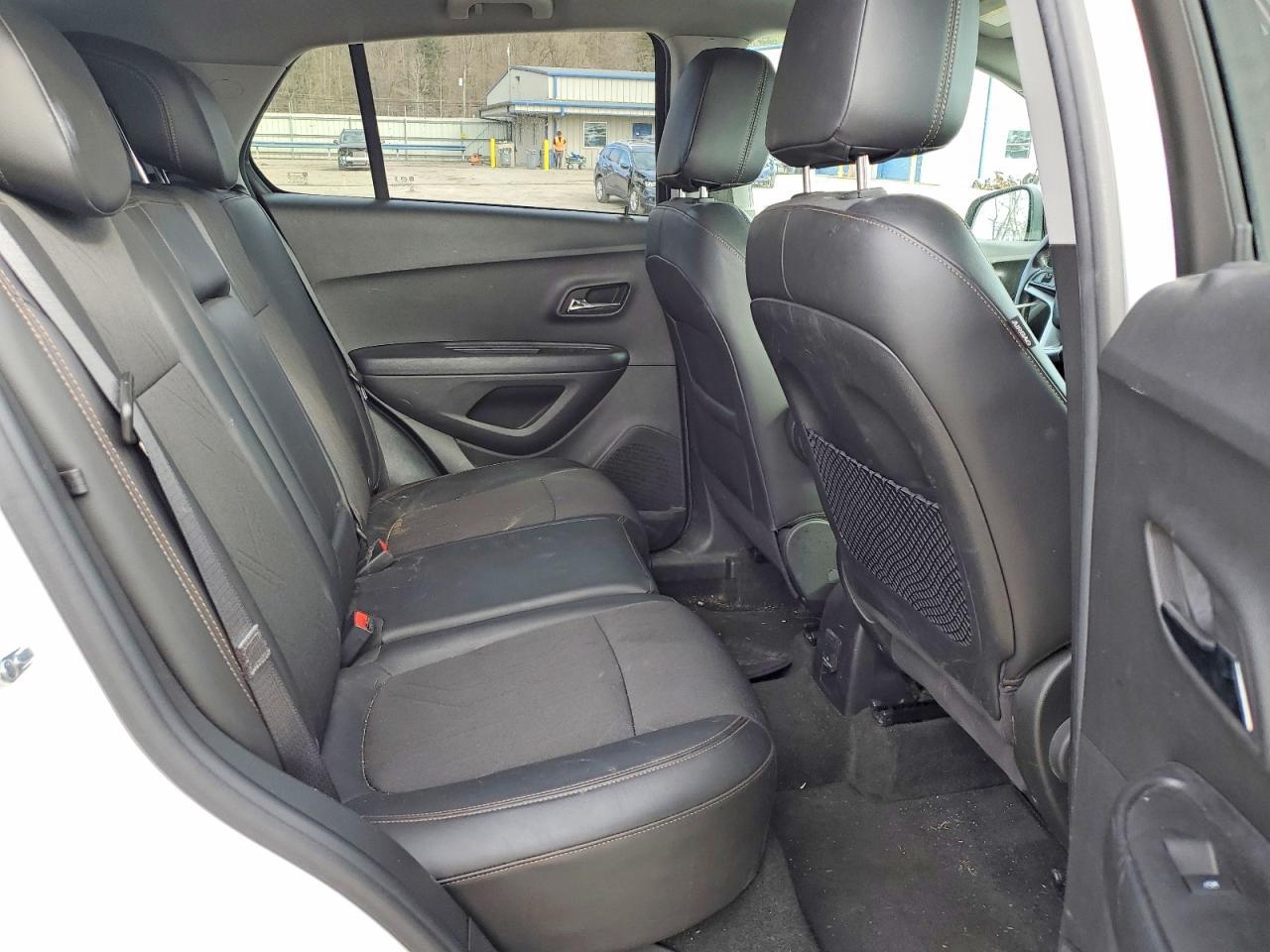 2021 Chevrolet Trax 1Lt - zdjęcie 11