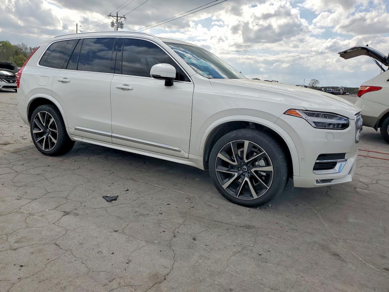 2024 Volvo Xc90 Ultimate - zdjęcie 4
