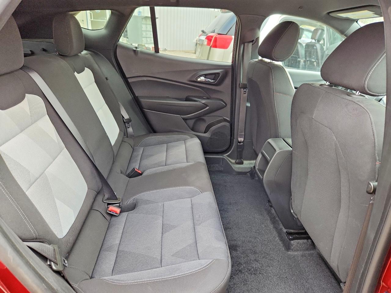 2024 Chevrolet Trax 1Rs - zdjęcie 11