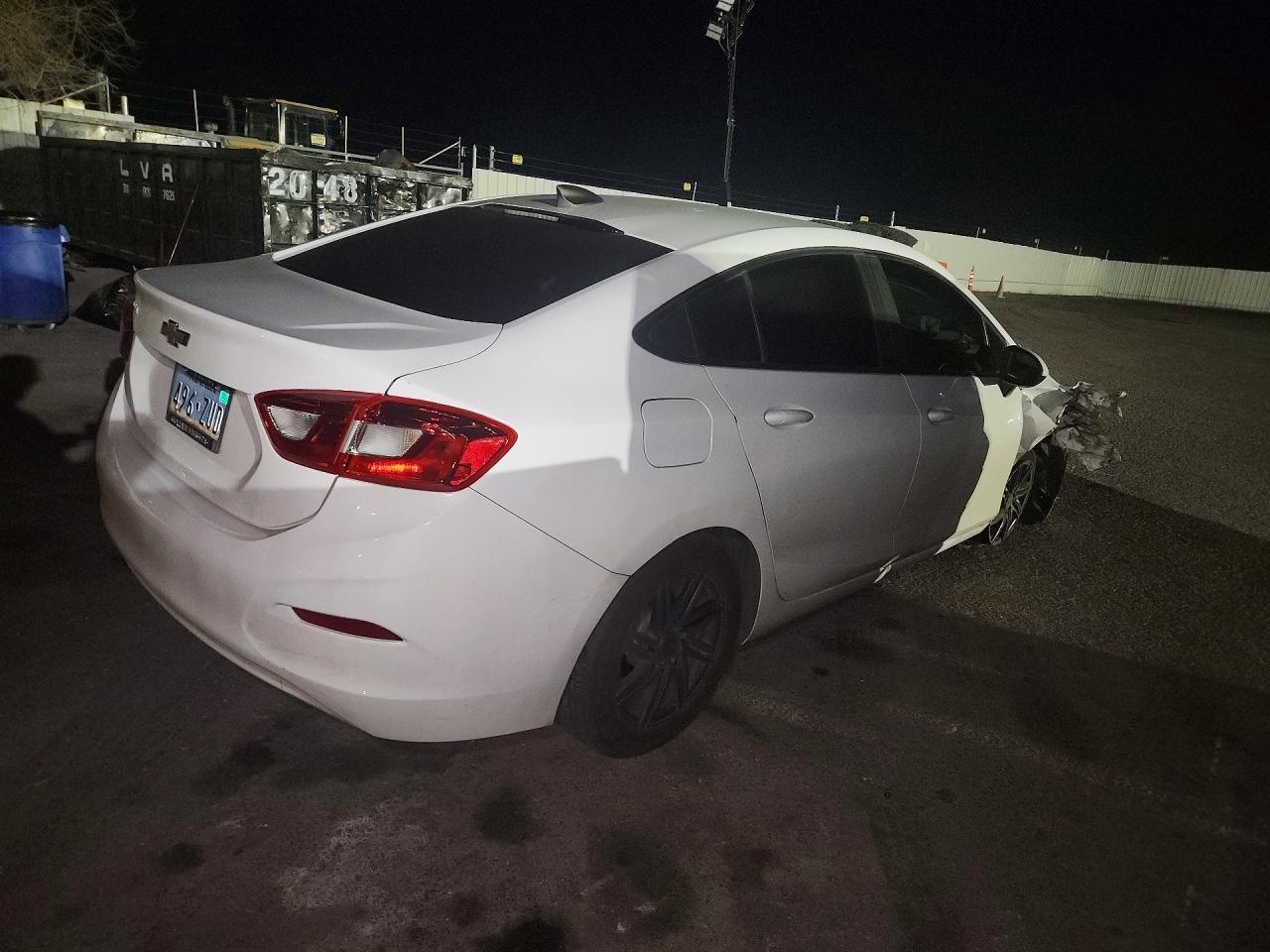 2016 Chevrolet Cruze Ls - zdjęcie 3