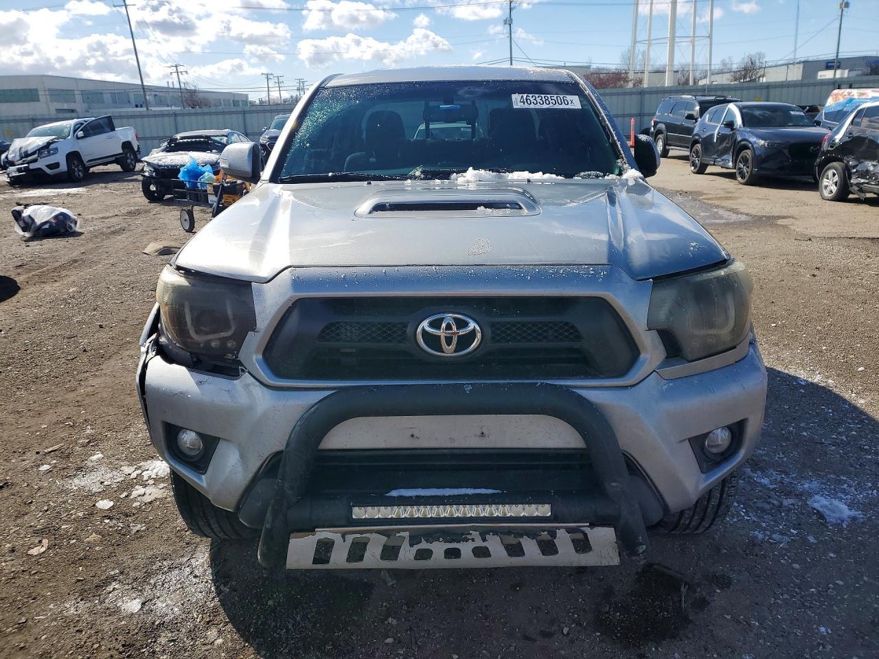 2015 Toyota Tacoma V6 - zdjęcie 5