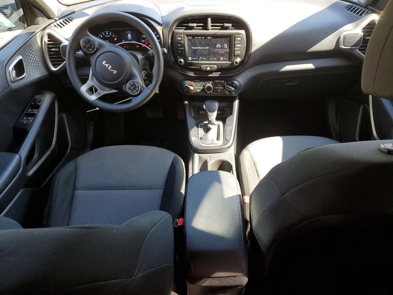 2022 Kia Soul Lx - zdjęcie 8