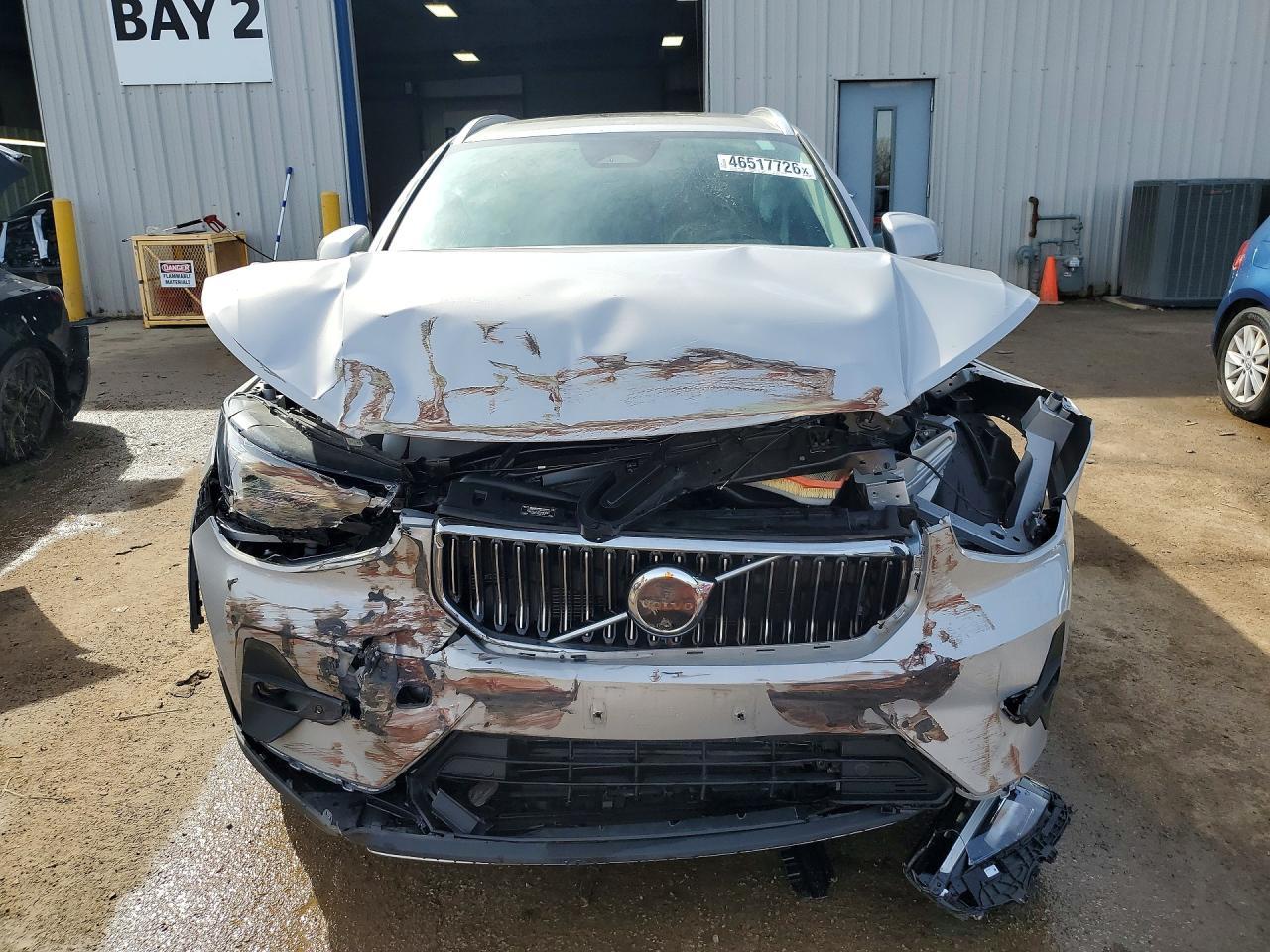 2024 Volvo Xc40 Ultimate - zdjęcie 5