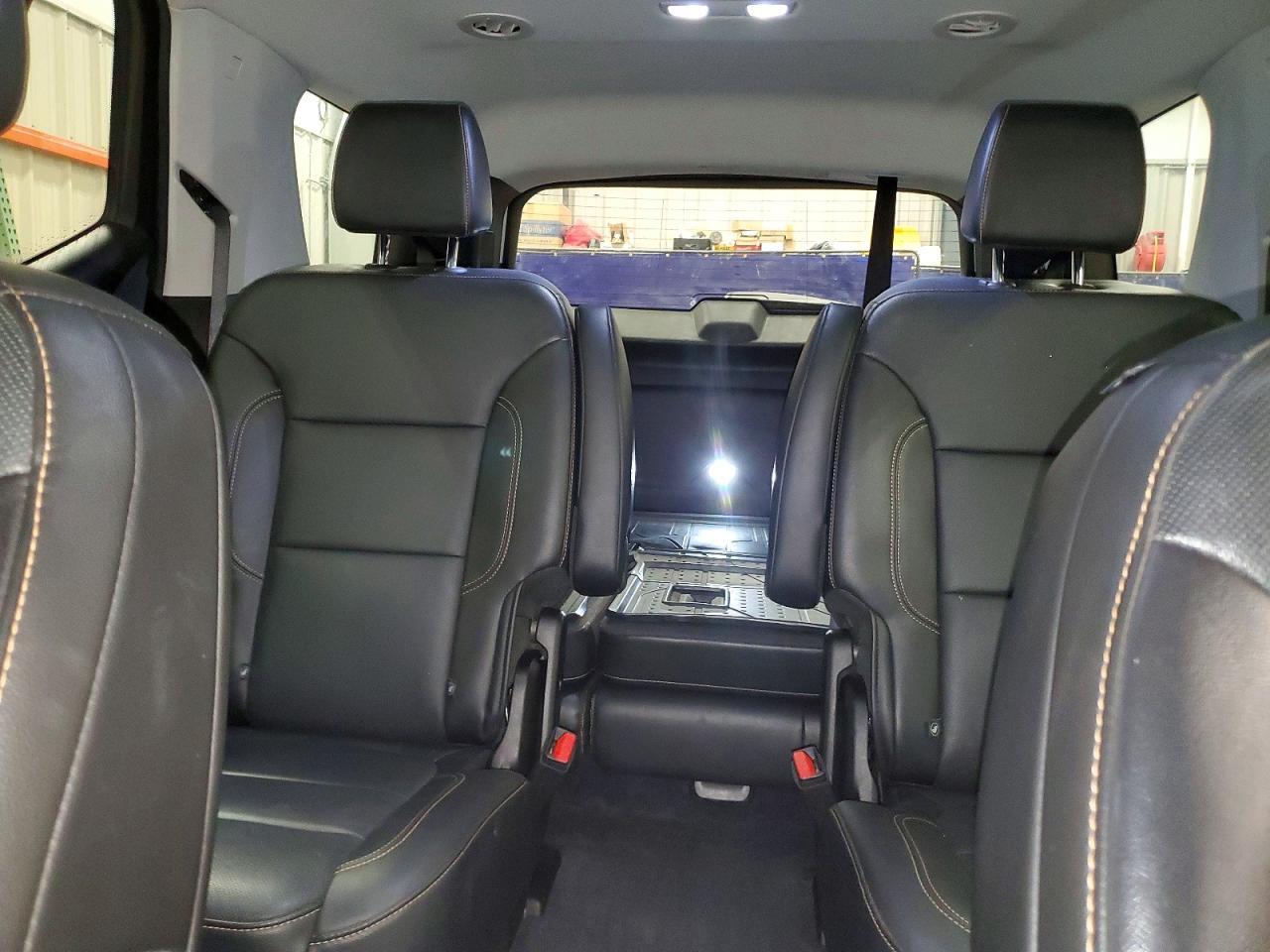 2020 Chevrolet Traverse Premier - zdjęcie 10