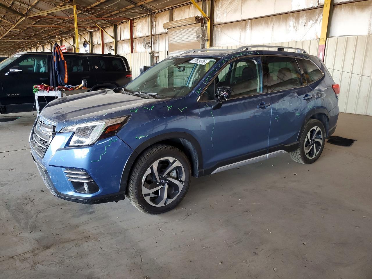 2023 Subaru Forester Touring - zdjęcie główne