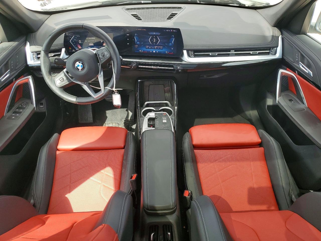 2025 BMW X1 xDrive28I - zdjęcie 8