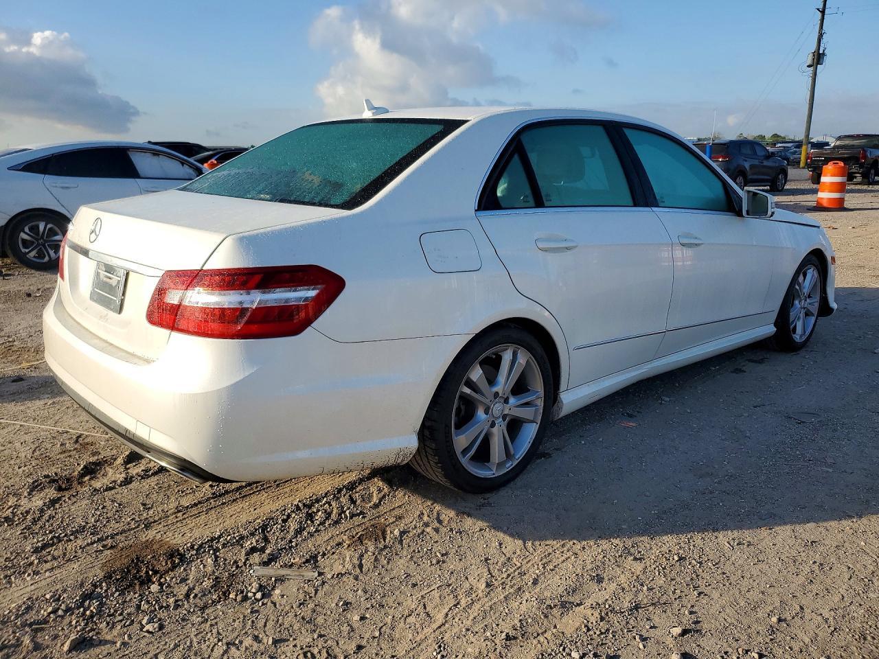 2013 Mercedes-Benz E 350 - zdjęcie 3