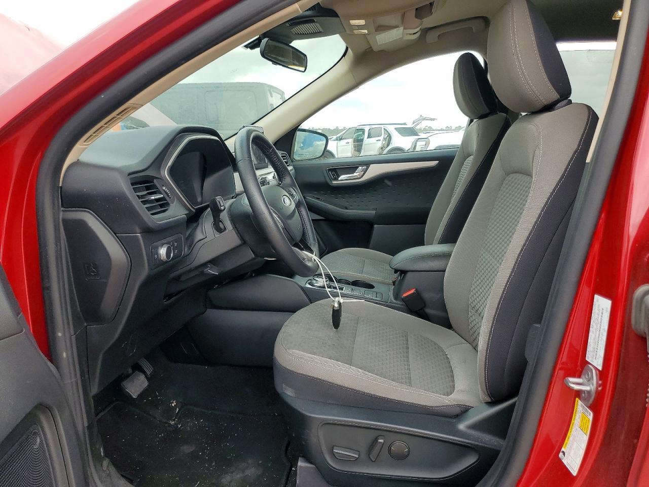 2020 Ford Escape Se Sport - zdjęcie 7