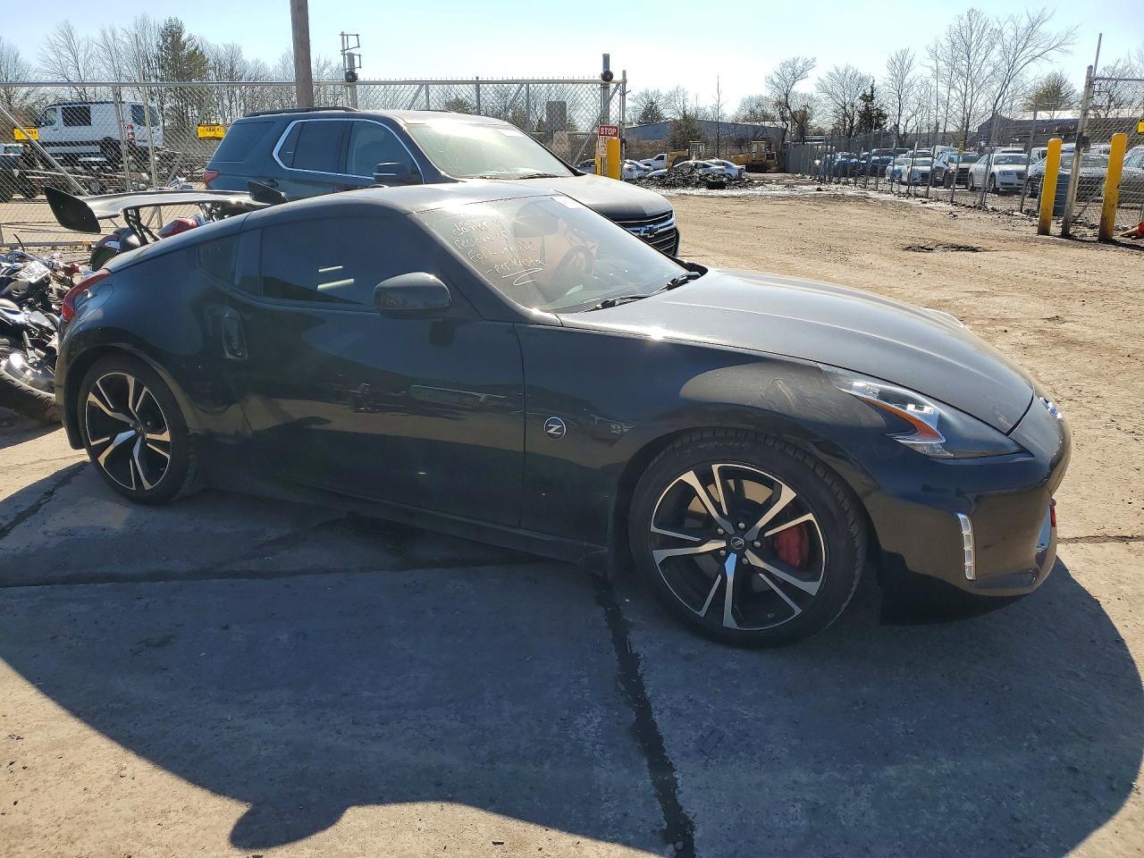 2019 Nissan 370Z Sport Touring - zdjęcie 4