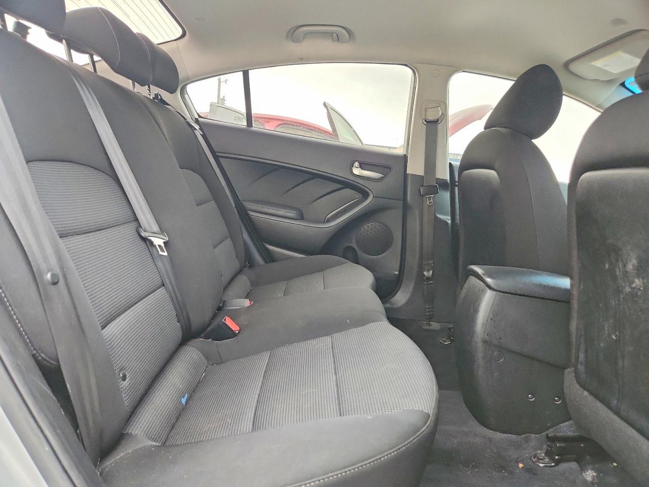 2018 Kia Forte - zdjęcie 10